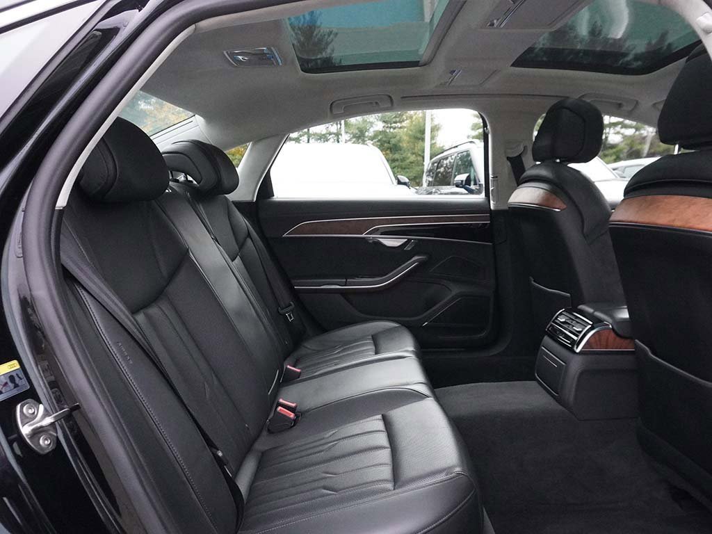 Used 2020 Audi A8 L 3.0T w/ Executive Package image 45
