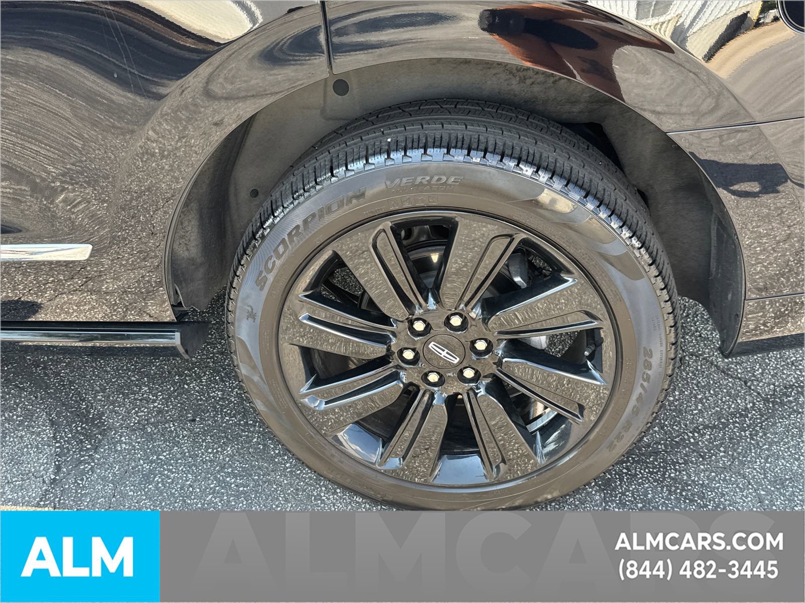 Used 2024 Lincoln Navigator Reserve w/ Monochromatic Package image 25