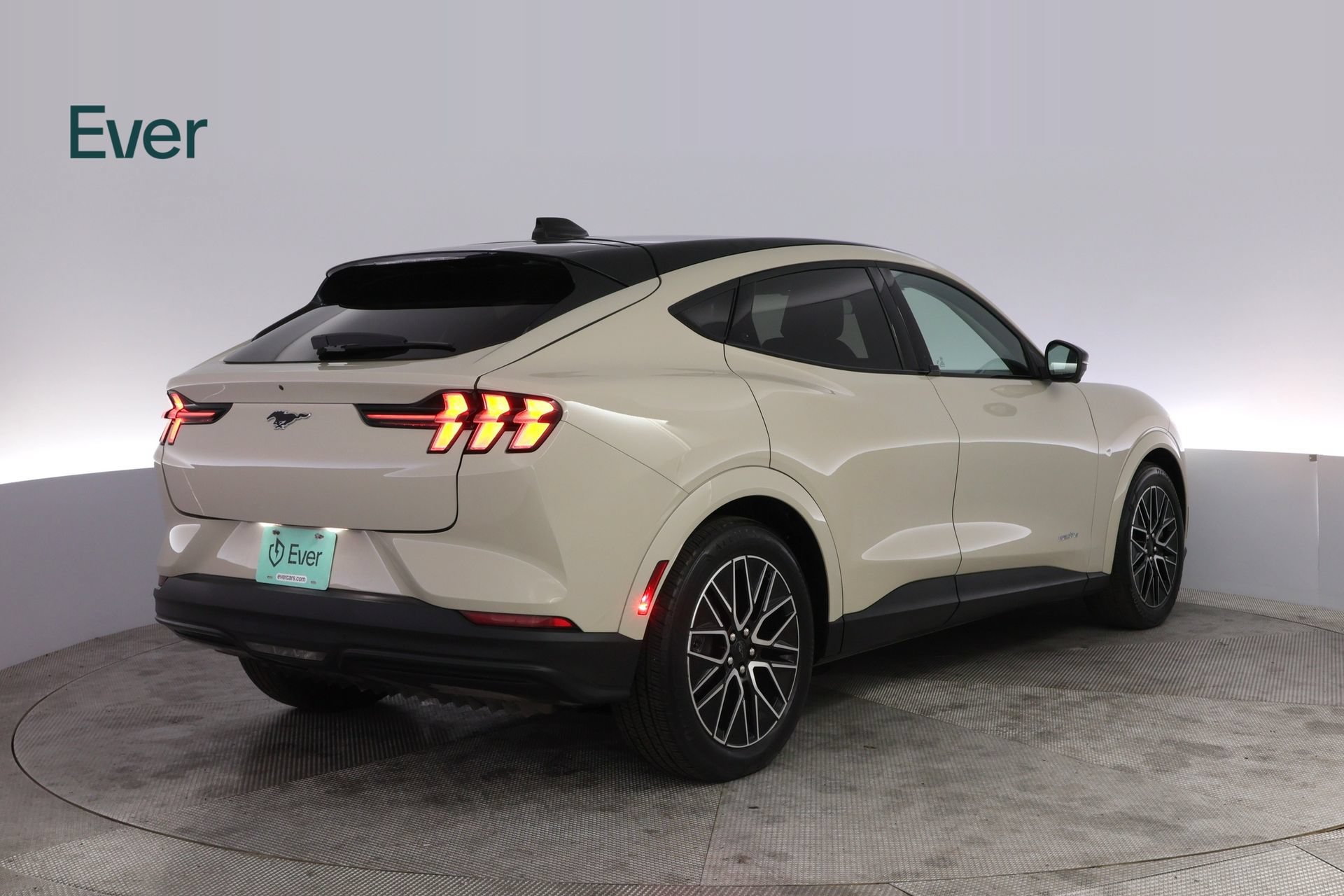 Used 2025 Ford Mustang Mach-E Premium RWD image 3