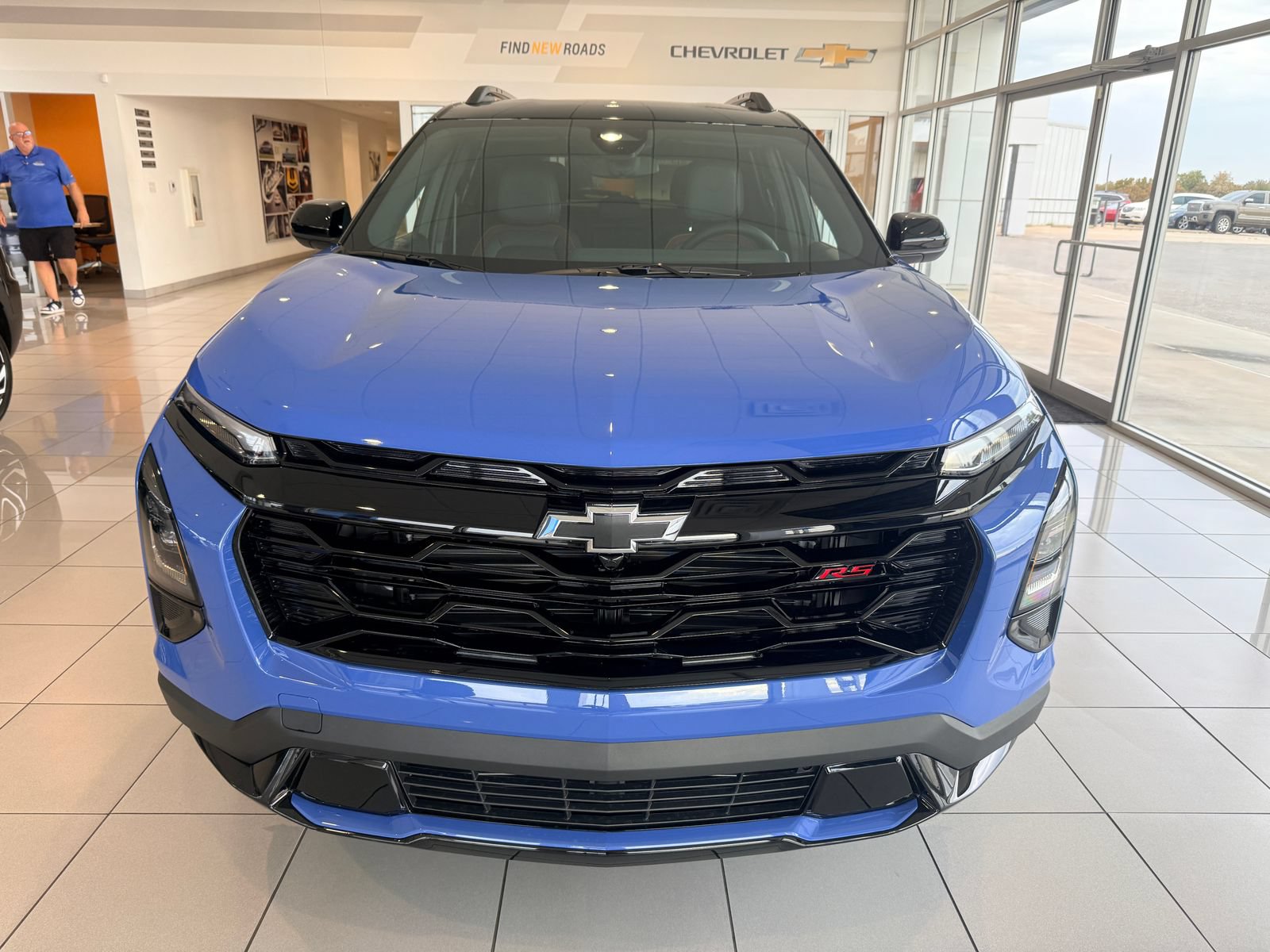 New 2027 Chevrolet Equinox RS FWD image 2