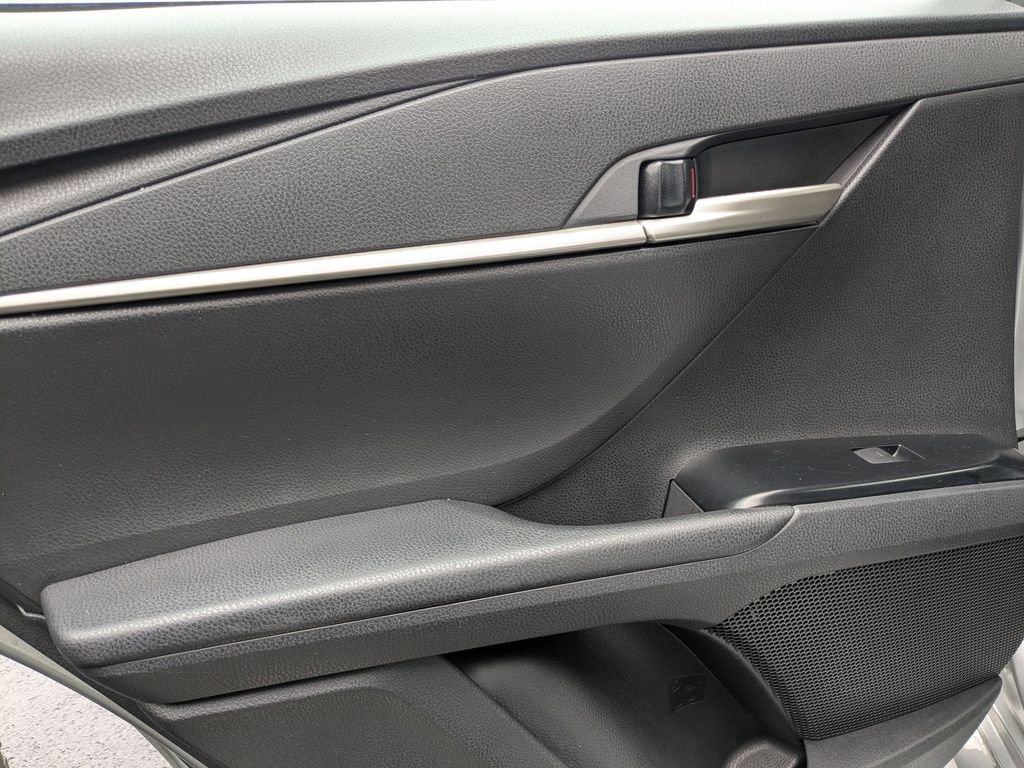 Used 2025 Toyota Camry LE image 25