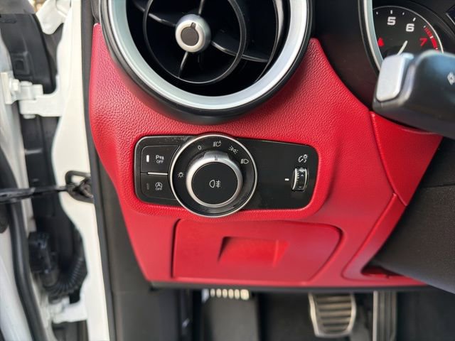 Used 2018 Alfa Romeo Stelvio Quadrifoglio w/ Driver Assist Dynamic Package image 29