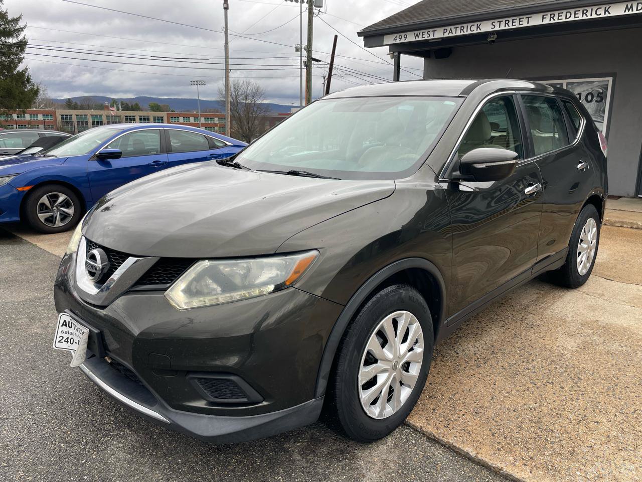 Used 2014 Nissan Rogue S FWD image 3