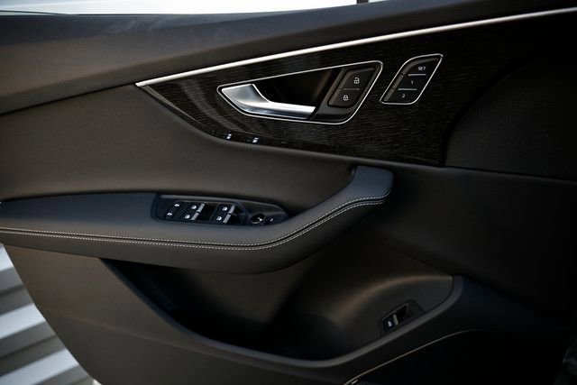 New 2026 Audi Q7 3.0T Premium Plus image 14