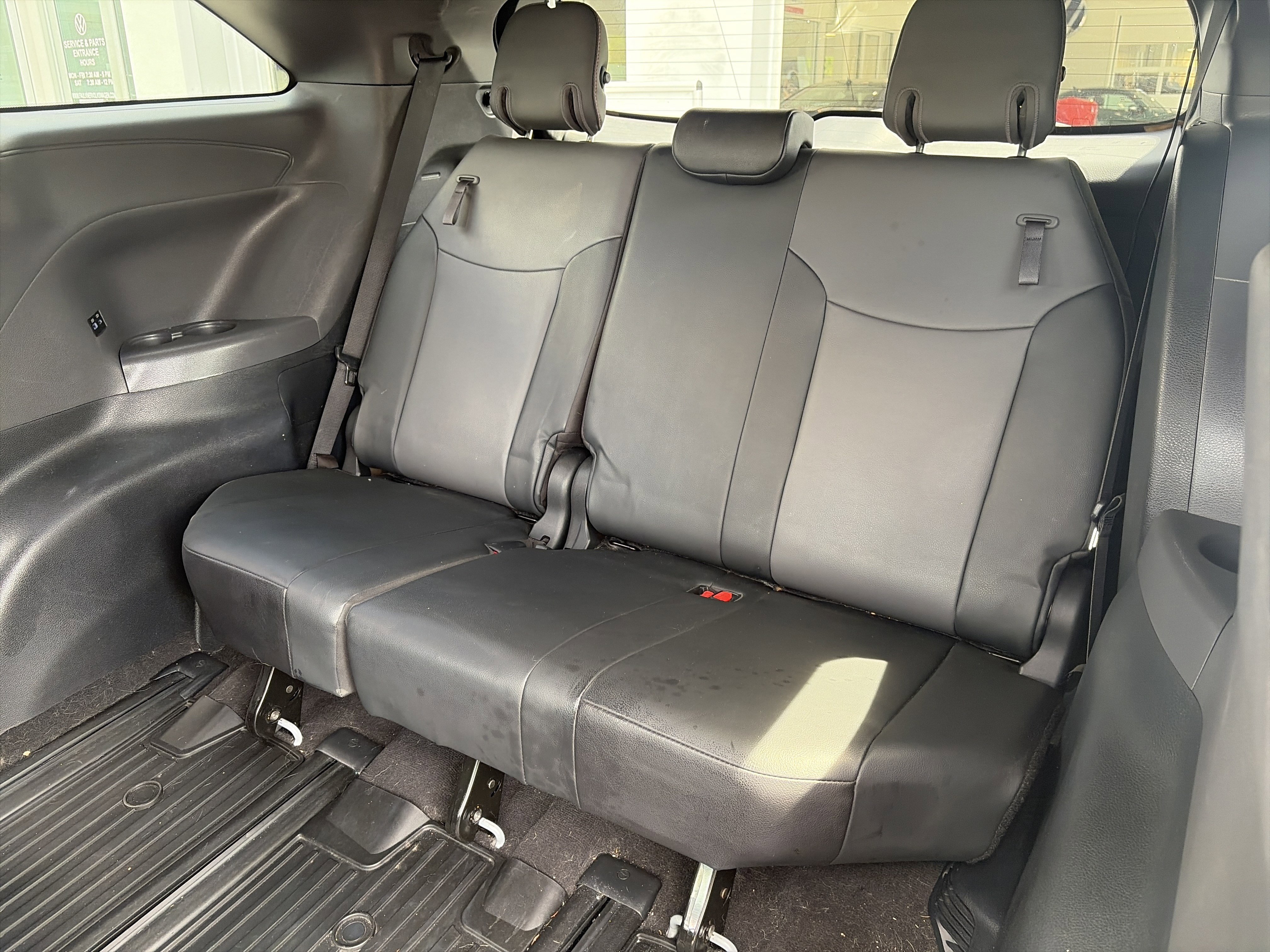 Used 2022 Toyota Sienna XSE AWD/4WD image 27