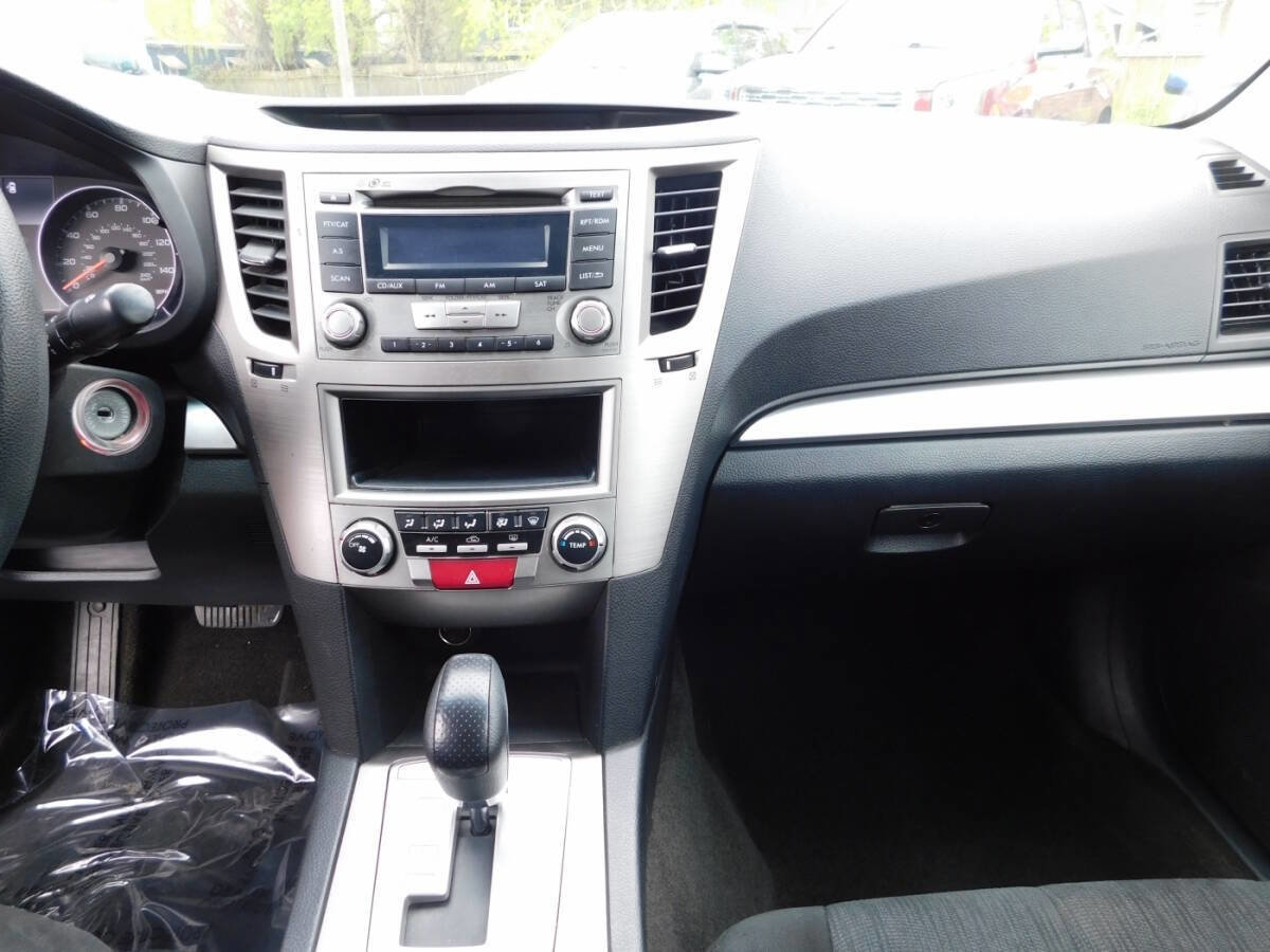 Used 2014 Subaru Legacy 2.5i w/ Alloy Wheel Package image 7