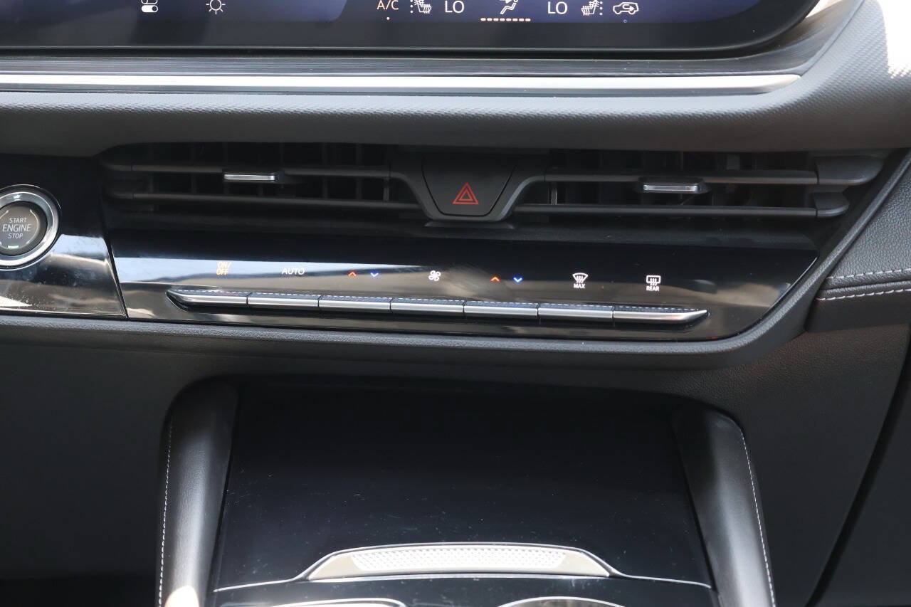 Used 2025 Buick Envision Preferred AWD/4WD image 21