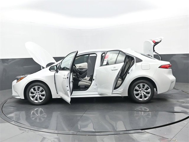 New 2026 Toyota Corolla LE image 27