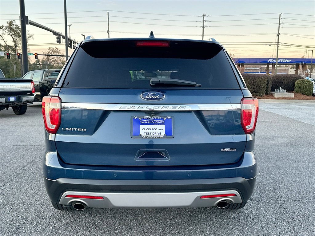 Used 2017 Ford Explorer Limited w/ Equipment Group 301A image 15