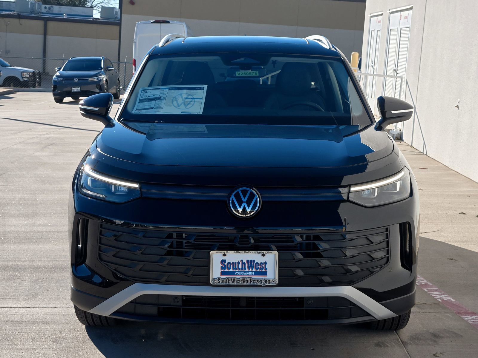 New 2026 Volkswagen Tiguan SE image 6
