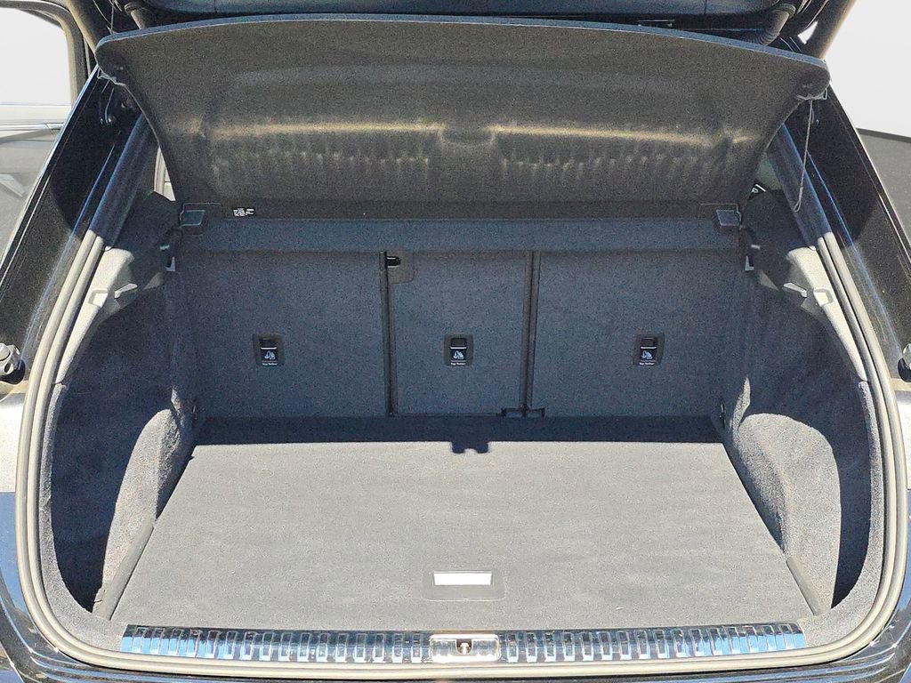 Certified 2024 Audi Q3 2.0T Premium Plus image 12