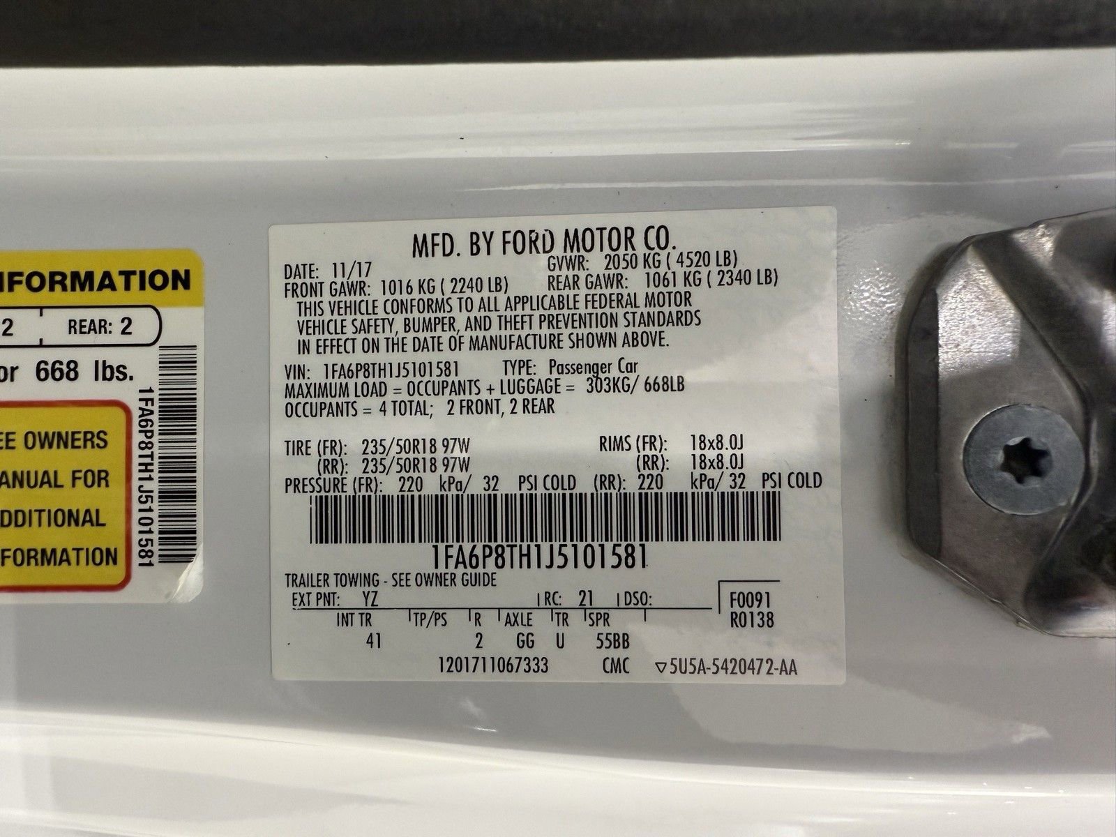 Used 2018 Ford Mustang Premium image 26