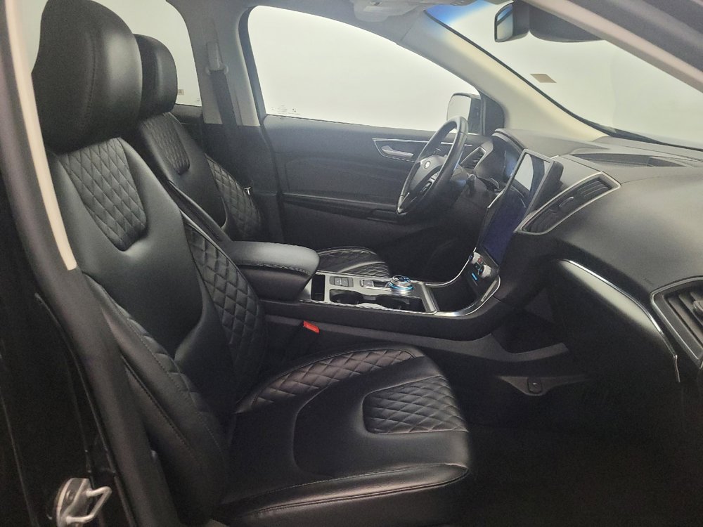 Used 2023 Ford Edge Titanium AWD/4WD image 21
