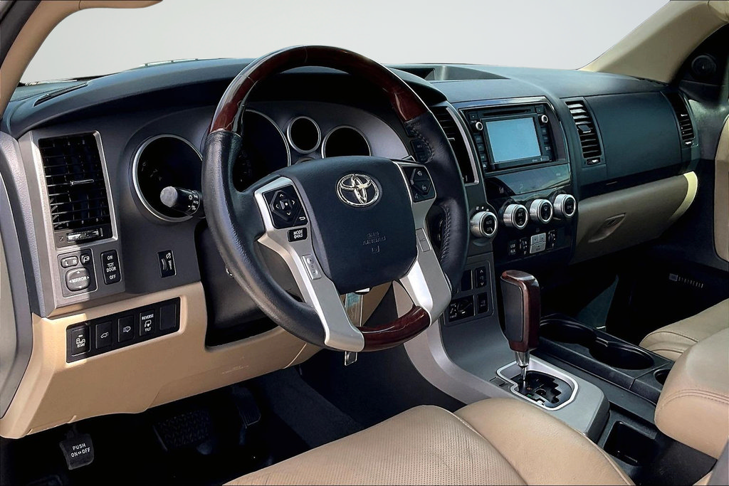 Used 2014 Toyota Sequoia Platinum RWD image 26