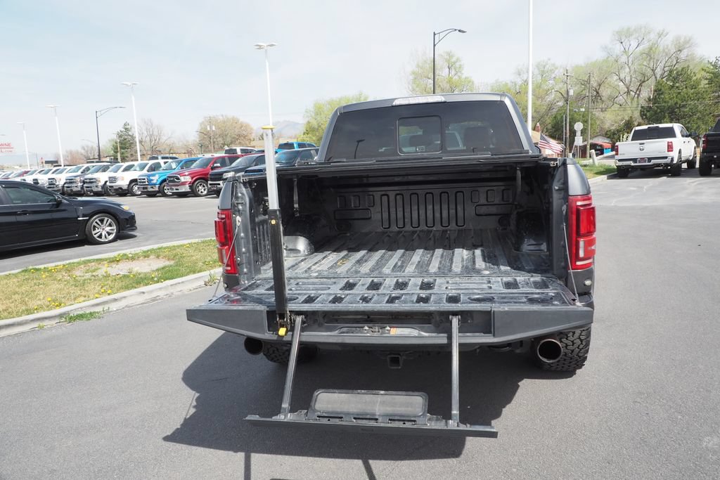 Used 2018 Ford F150 Raptor w/ Equipment Group 802A Luxury AWD/4WD image 19