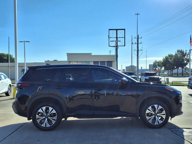 Used 2022 Nissan Rogue SV FWD image 21