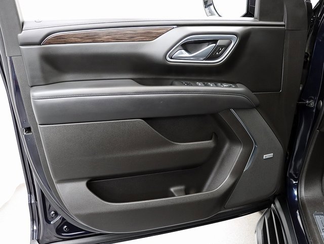 Used 2021 Chevrolet Tahoe LT w/ LT Signature Package image 24