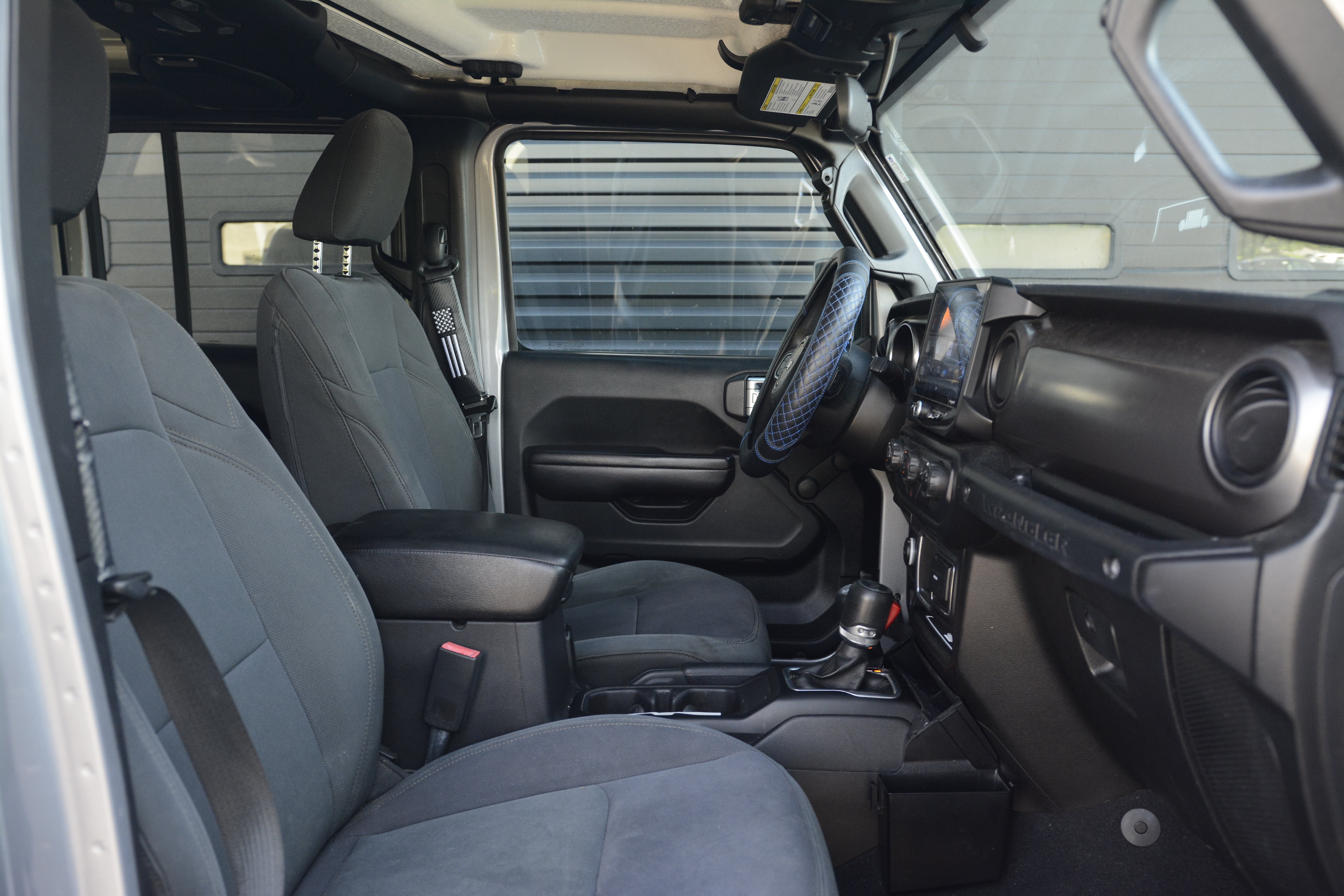 Used 2018 Jeep Wrangler Unlimited Sport AWD/4WD image 21
