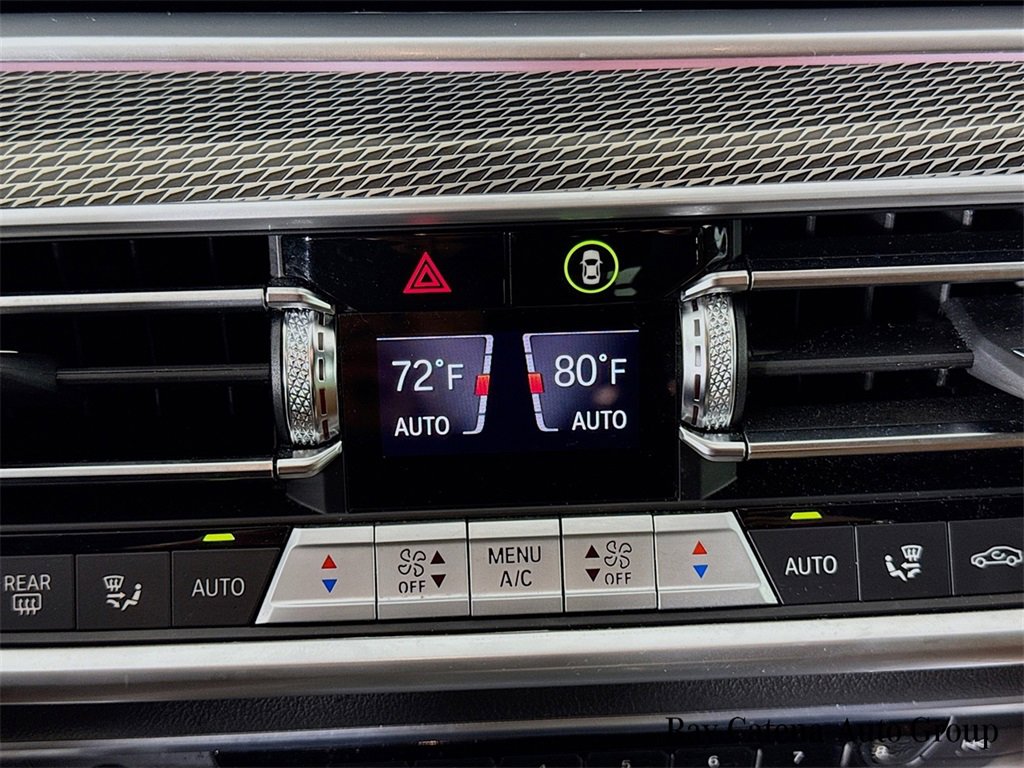 Used 2023 BMW X6 xDrive40i w/ M Sport Package image 16