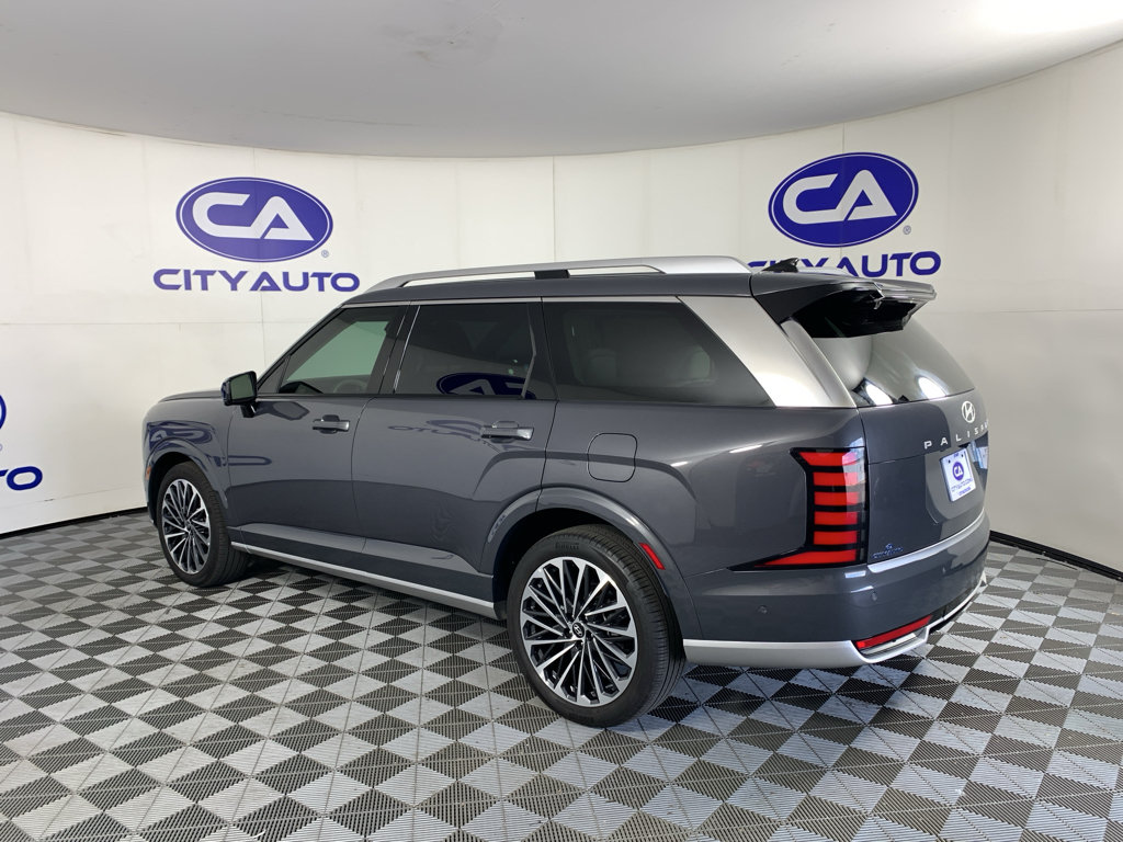 Used 2026 Hyundai Palisade Calligraphy FWD image 5