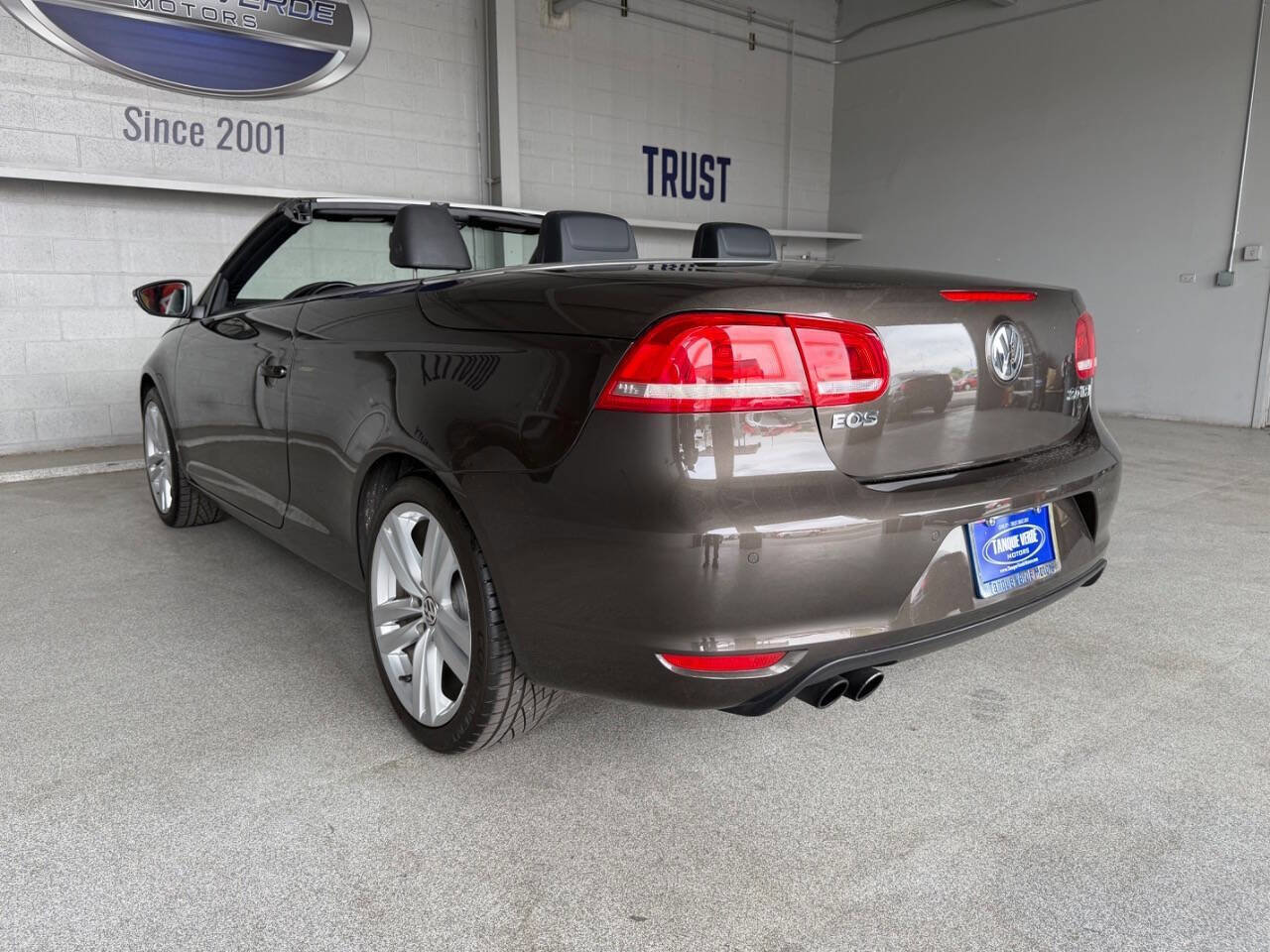 Used 2012 Volkswagen Eos Lux image 9