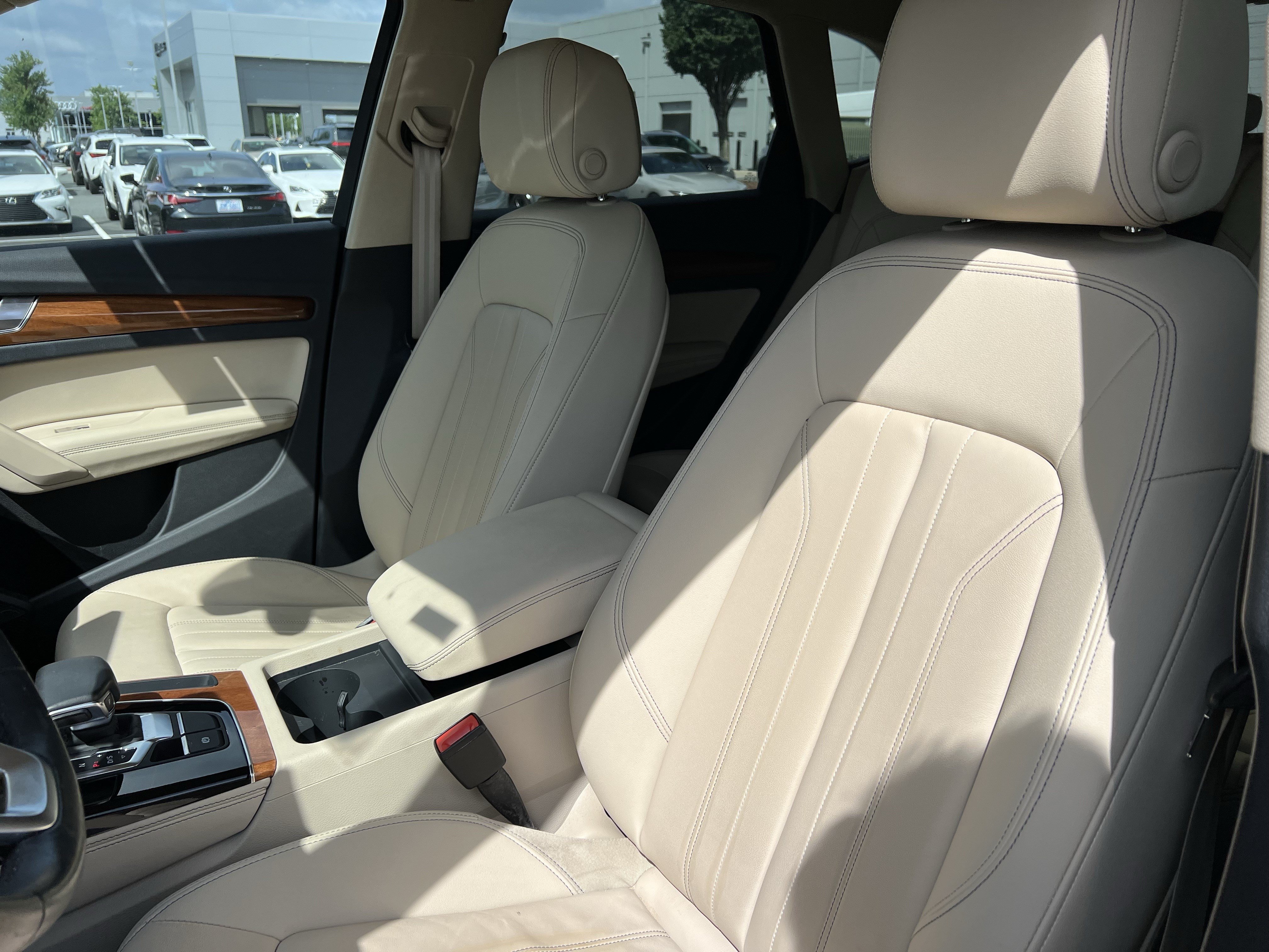 Used 2023 Audi Q5 2.0T Premium Plus w/ Premium Plus Package AWD/4WD image 16