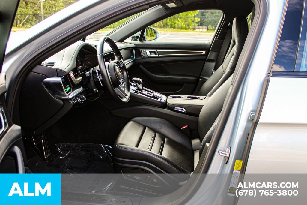 Used 2023 Porsche Panamera 4 Platinum Edition w/ Sportdesign Package image 17