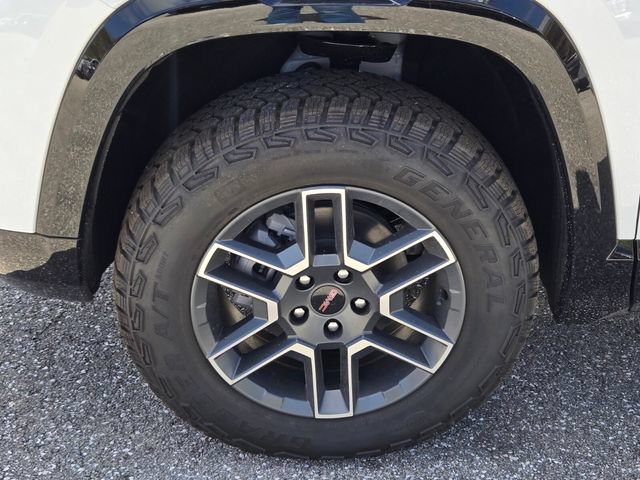New 2026 GMC Terrain AT4 AWD/4WD image 13