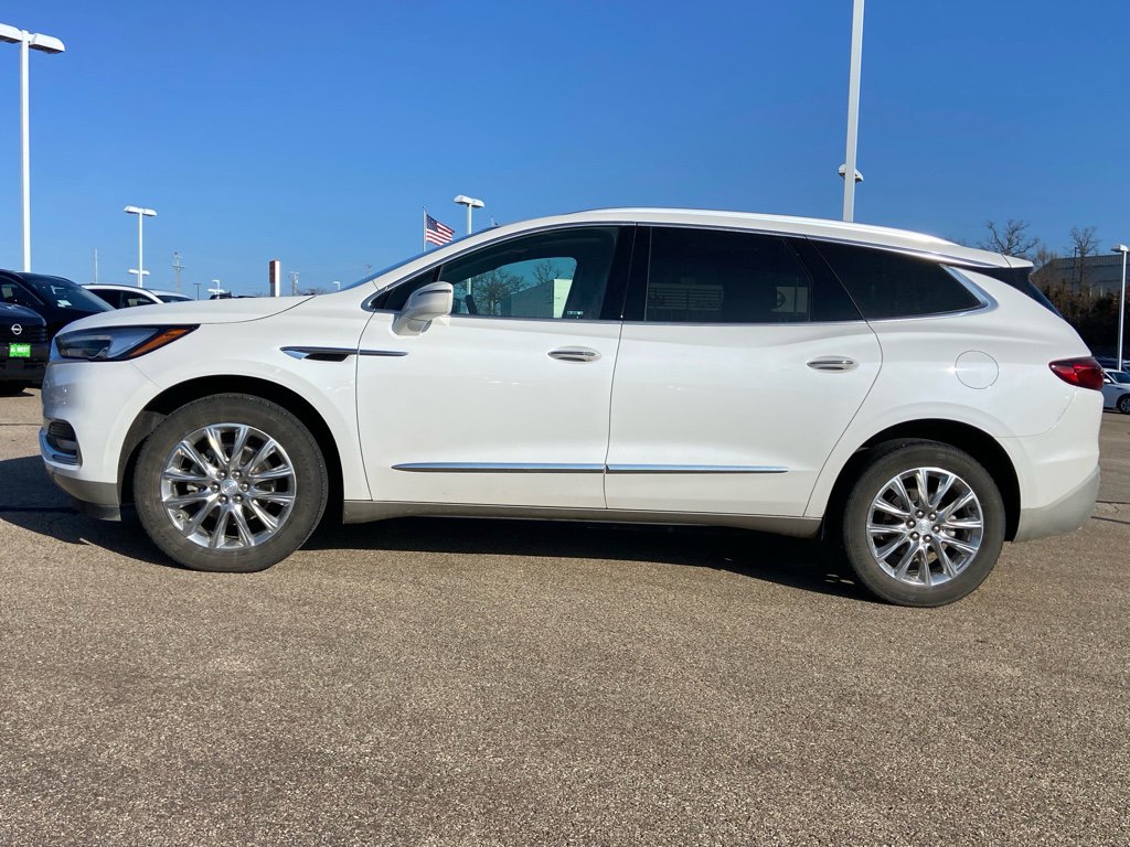 Used 2020 Buick Enclave Premium w/ Sun and Sites Package image 13