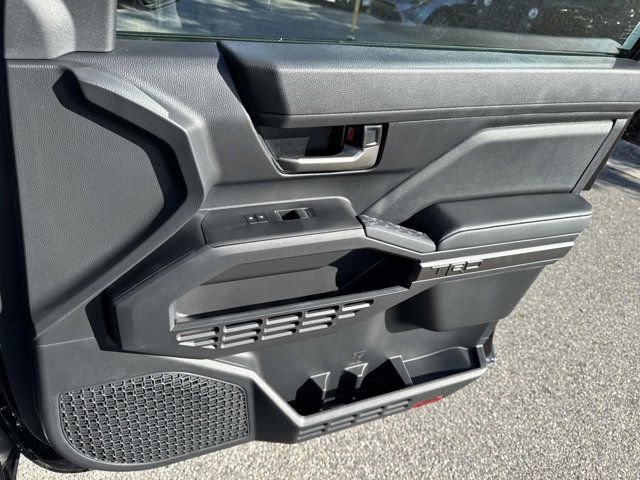 Certified 2025 Toyota Tacoma TRD Off-Road image 14