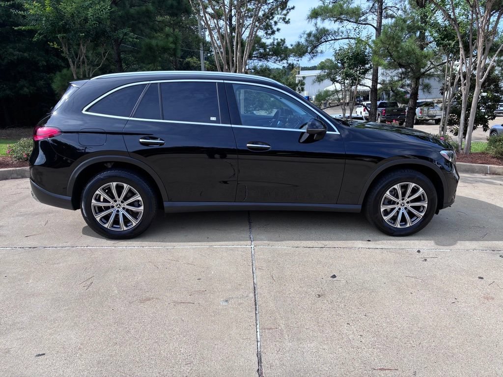 Used 2024 Mercedes-Benz GLC 300 image 9