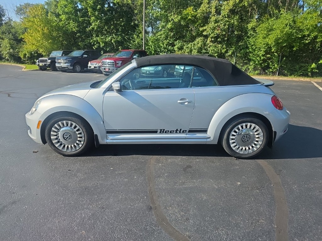 Used 2014 Volkswagen Beetle 2.5 FWD image 4