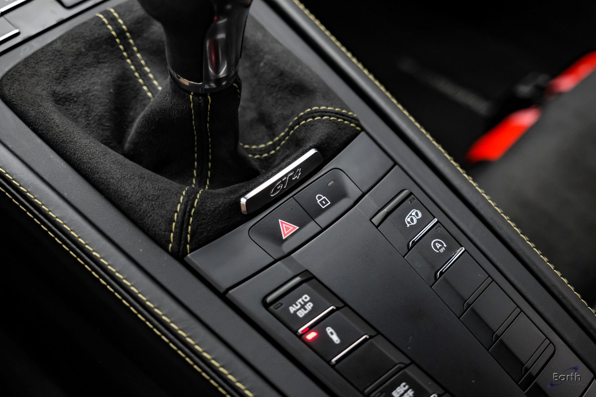 Used 2021 Porsche 718 Cayman GT4 RWD image 63