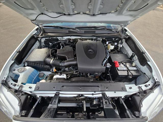 Certified 2023 Toyota Tacoma SR AWD/4WD image 31