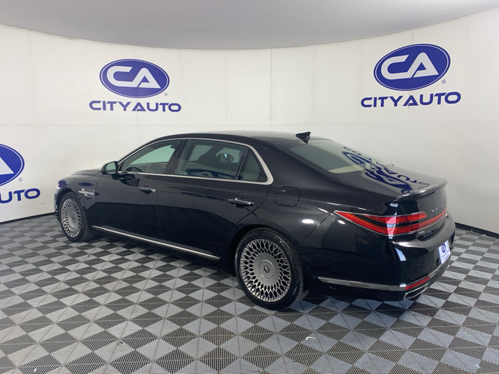 Used 2022 Genesis G90 5.0 Ultimate AWD/4WD image 5
