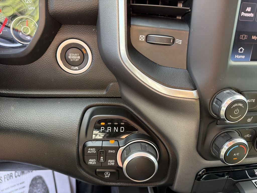 Used 2022 RAM 1500 Big Horn AWD/4WD image 23