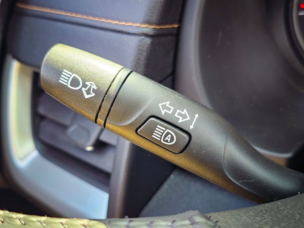 Certified 2021 GMC Terrain SLT image 19