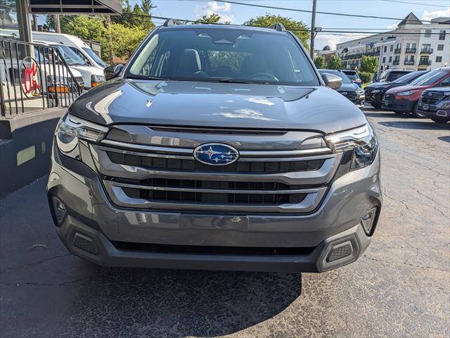 Used 2025 Subaru Forester Premium AWD/4WD image 7