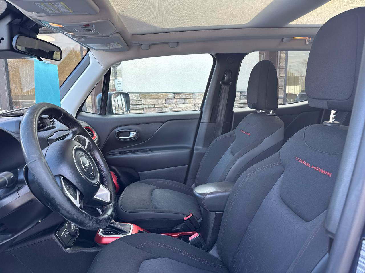 Used 2020 Jeep Renegade Trailhawk w/ Cold Weather Group AWD/4WD image 14