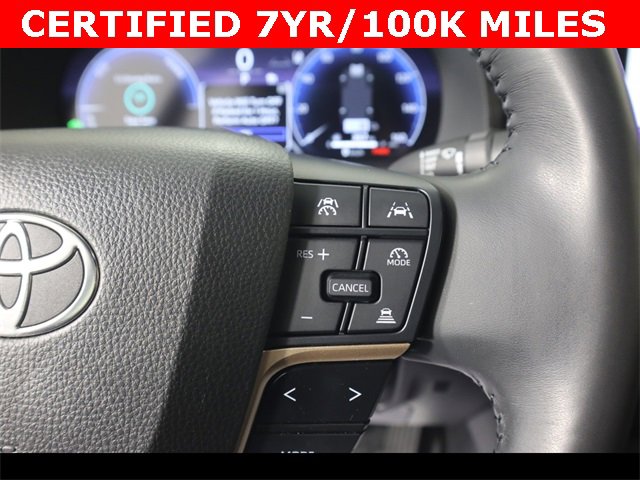 Used 2023 Toyota Crown XLE image 23