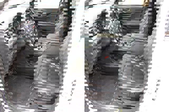 Used 2020 GMC Acadia SLT image 16