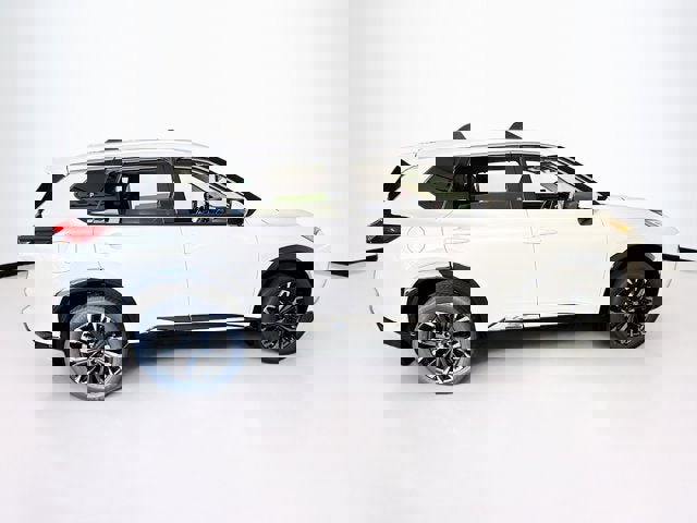 New 2026 Nissan Rogue Platinum image 4