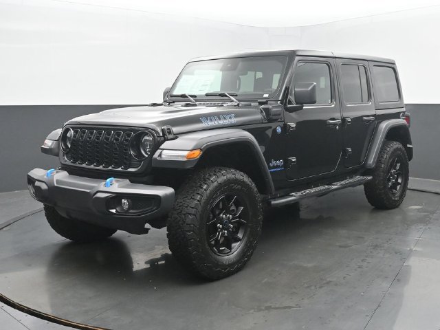 Used 2024 Jeep Wrangler Unlimited AWD/4WD image 1