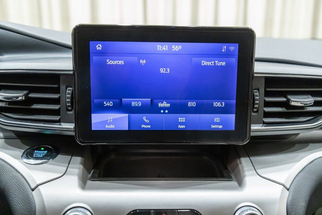 Used 2021 Ford Explorer XLT w/ Equipment Group 202A image 22