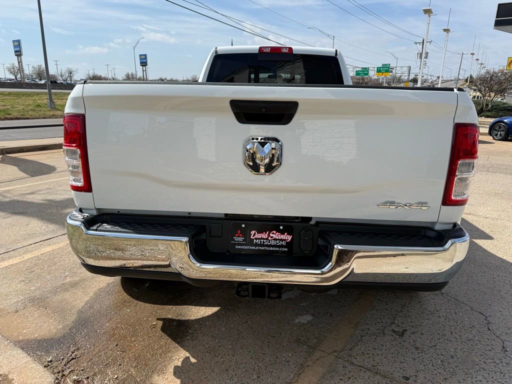 Used 2024 RAM 3500 Tradesman w/ Chrome Appearance Group image 11