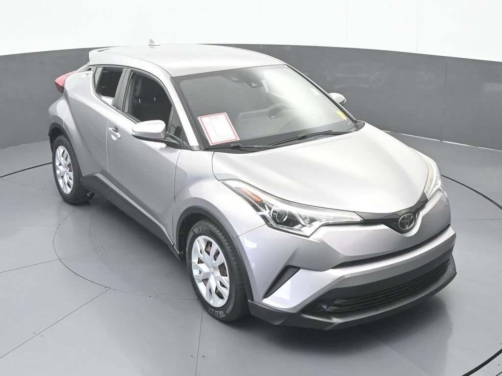 Used 2019 Toyota C-HR LE FWD image 47
