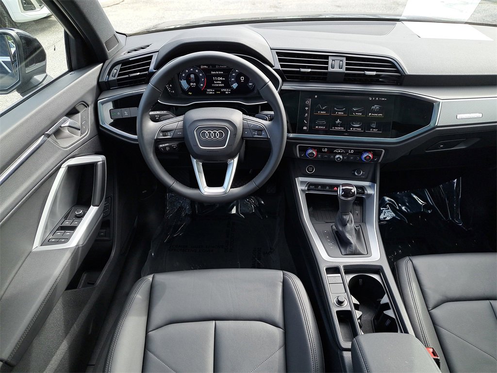 Certified 2025 Audi Q3 2.0T Premium w/ Convenience Package image 23