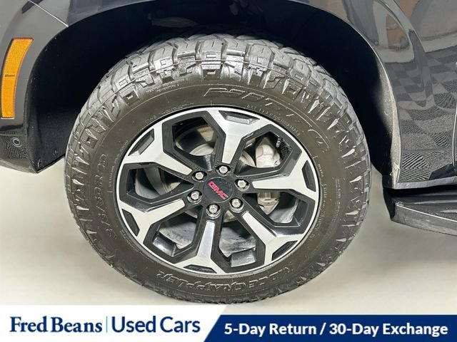 Used 2025 GMC Yukon AT4 w/ AT4 Premium Package AWD/4WD image 41