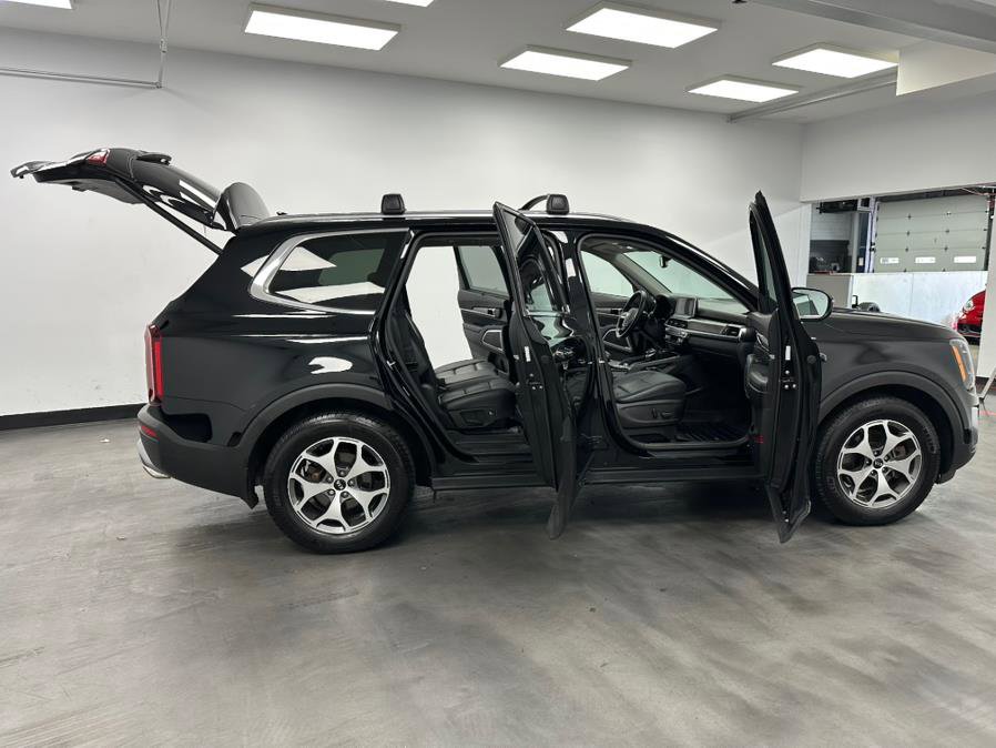 Used 2020 Kia Telluride EX image 25