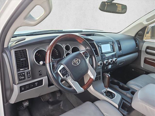 Used 2016 Toyota Sequoia Platinum image 10